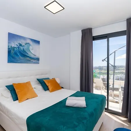 One80 New Luxury 4 Bedroom Penthouse With Amazing Sea View And Private Jacuzzi Estepona