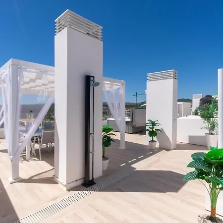 Apartamento One80 New Luxury 4 Bedroom Penthouse With Amazing Sea View And Private Jacuzzi