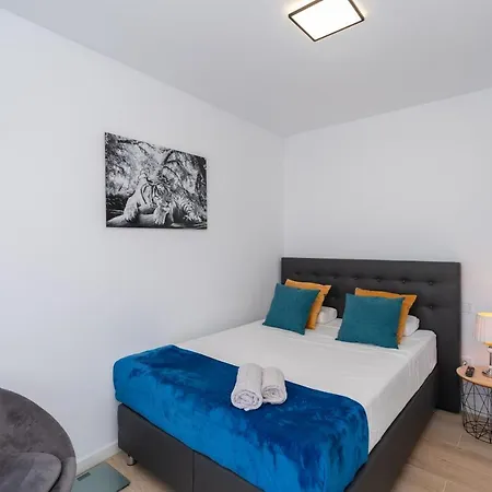 One80 New Luxury 4 Bedroom Penthouse With Amazing Sea View And Private Jacuzzi Apartamento *