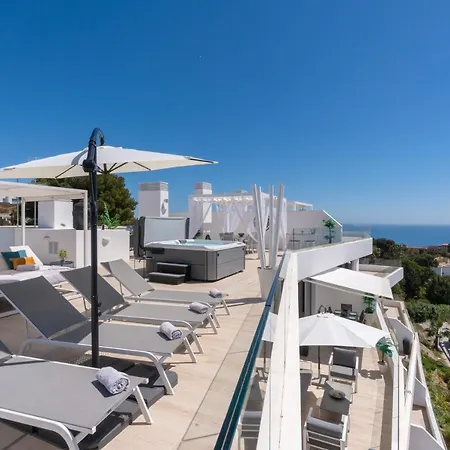 One80 New Luxury 4 Bedroom Penthouse With Amazing Sea View And Private Jacuzzi
