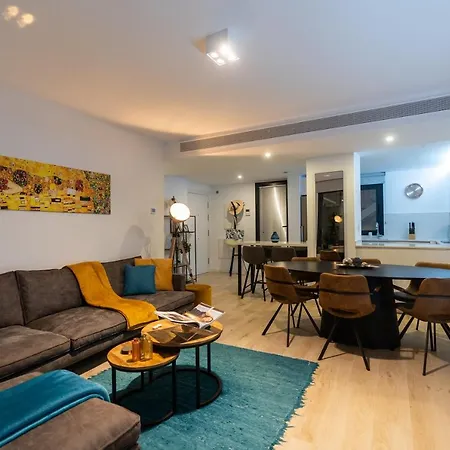 One80 New Luxury 4 Bedroom Penthouse With Amazing Sea View And Private Jacuzzi Διαμέρισμα